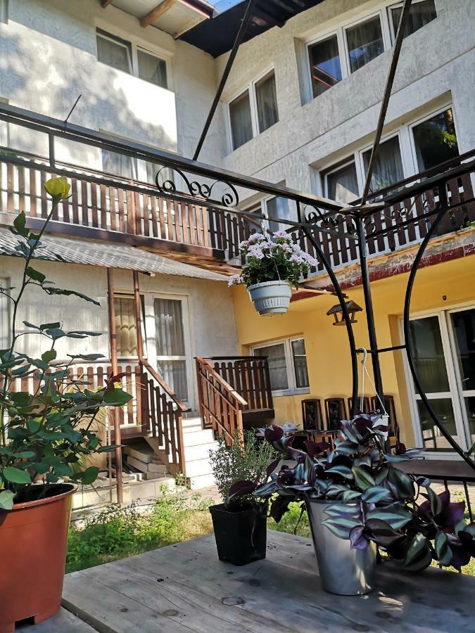 Zajazd Lesny Tuszyn Exterior foto